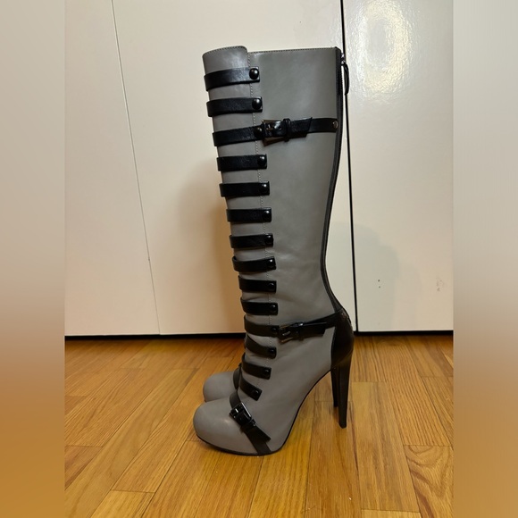 L.A.M.B black and grey leather boots - Picture 5 of 9